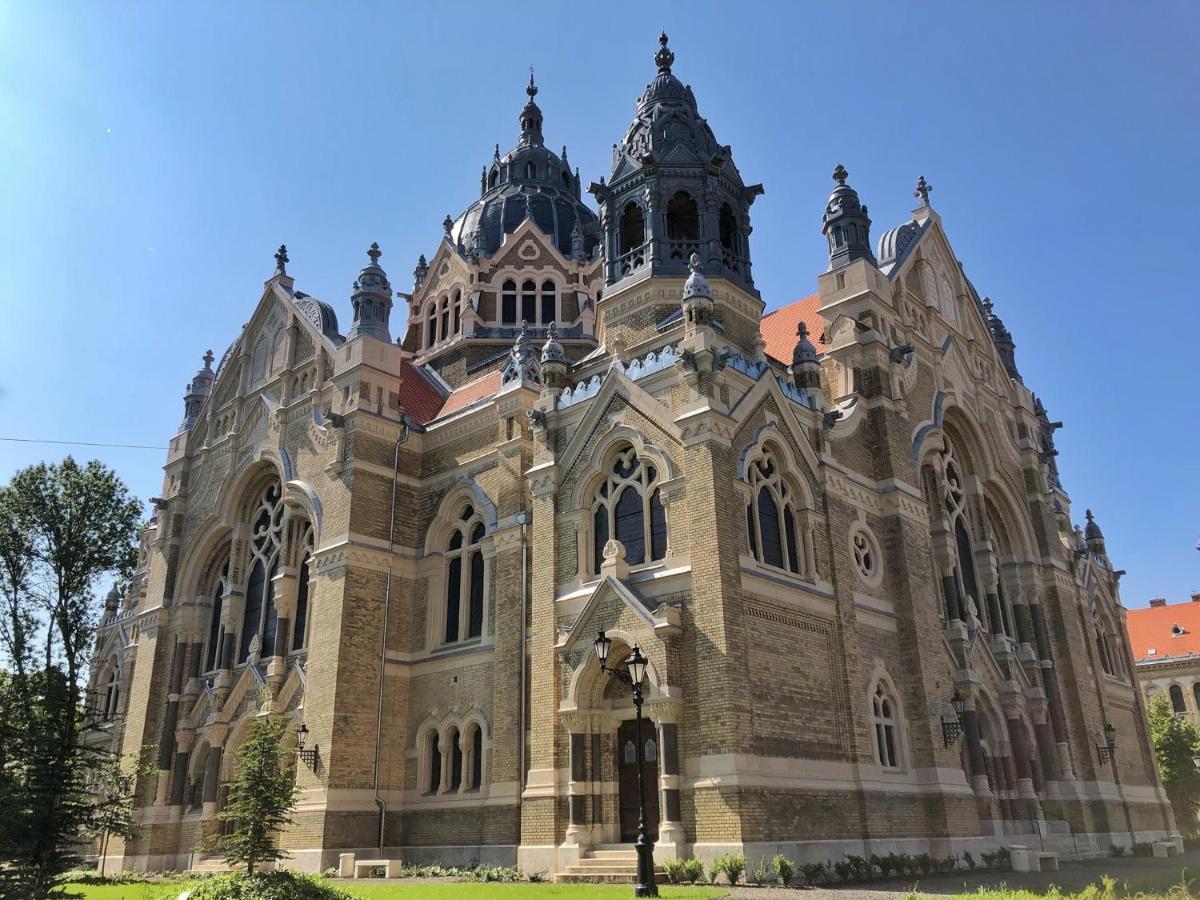 Apartamento Synagoge View Loft Bestern Szeged Exterior foto